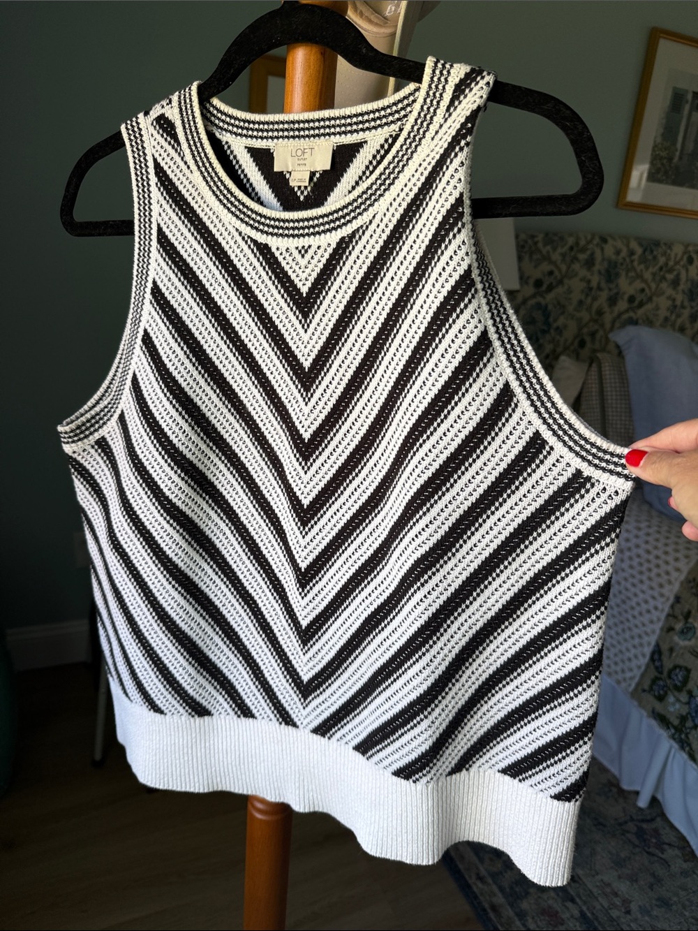 LOFT Chevron Stripe Knit Tank - Black & White PETITE